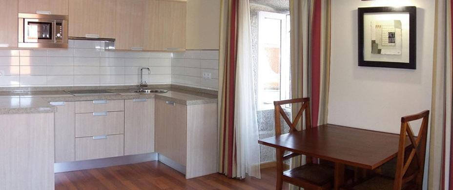 Aparthotel O Novo Cabalo Furado Tui Extérieur photo